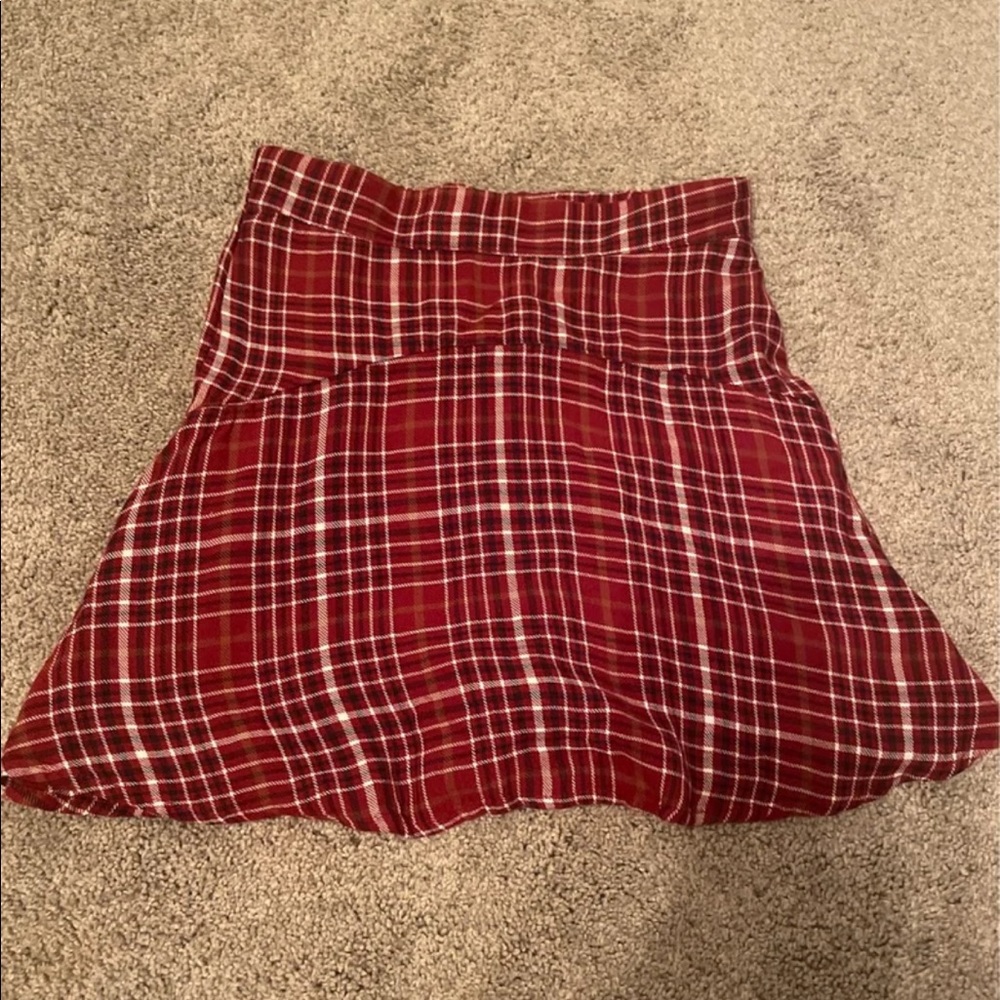 Altrd state skirt